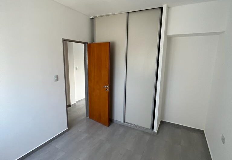 Alquilado – Alquiler 1 dorm c/cochera – centro Cipolletti