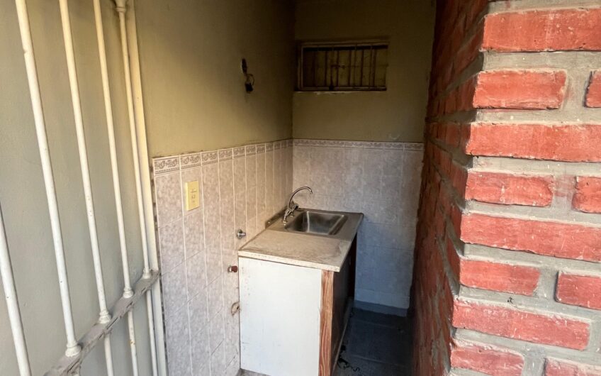 ALQUILADO – depto 1 dormitorio con patio interno – Cipolletti