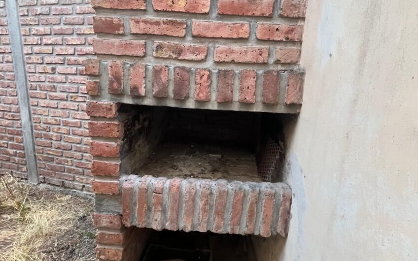 ALQUILADO – depto 1 dormitorio con patio interno – Cipolletti