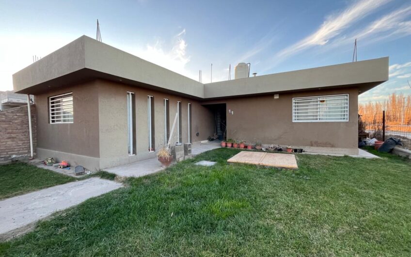 Venta Casa 2 dormitorios – F oro