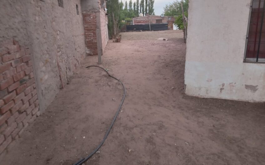 Lote con Local comercial – Frente a ruta 237 – Chocón
