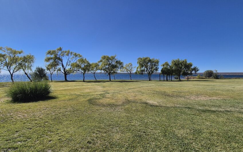 Terreno con Vista Al Lago Mari Menuco, La Península