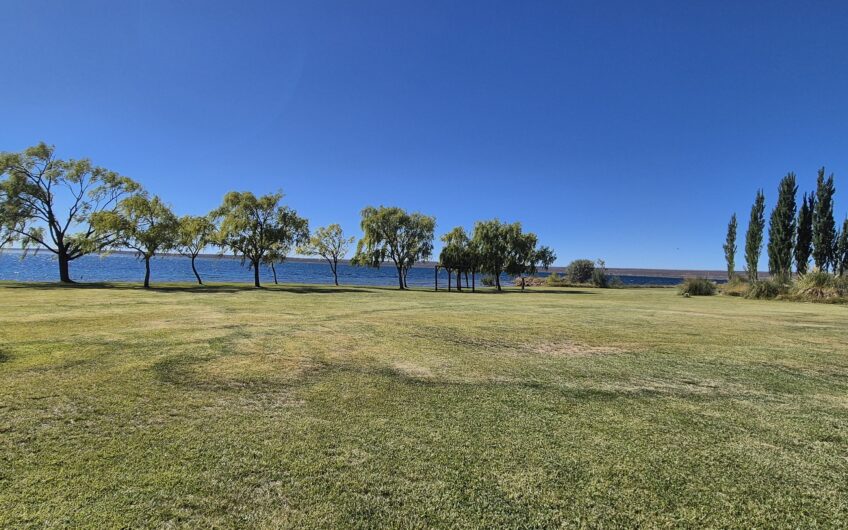 Terreno con Vista Al Lago Mari Menuco, La Península