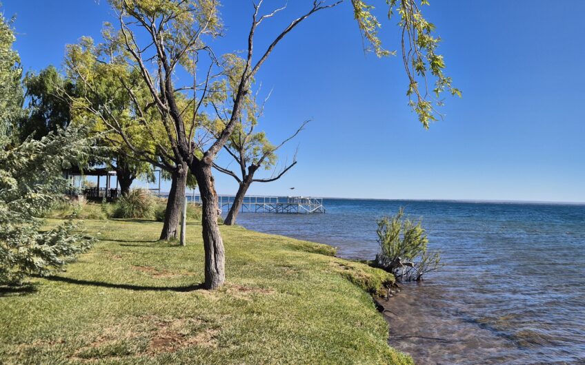 Terreno con Vista Al Lago Mari Menuco, La Península