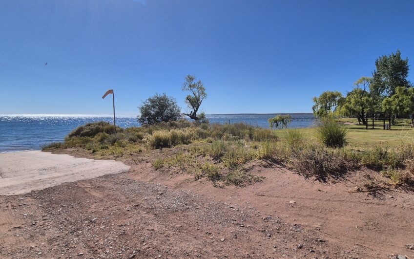 Terreno con Vista Al Lago Mari Menuco, La Península