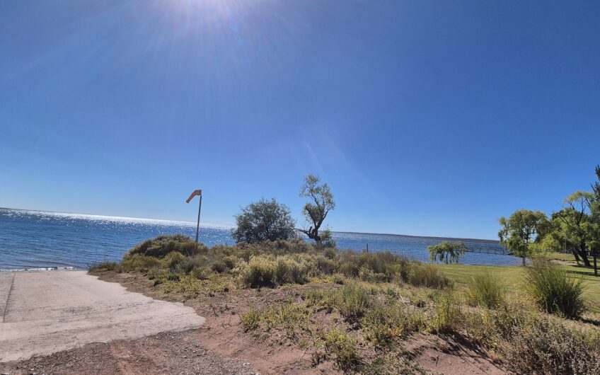 Terreno con Vista Al Lago Mari Menuco, La Península