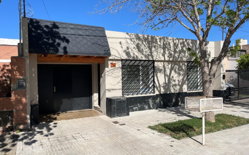 Venta – Casa con 3 Dorm. en Venta, 500 m² en San Pablo