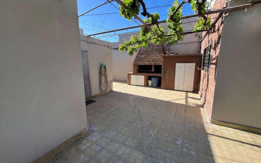 Venta – Casa con 3 Dorm. en Venta, 500 m² en San Pablo