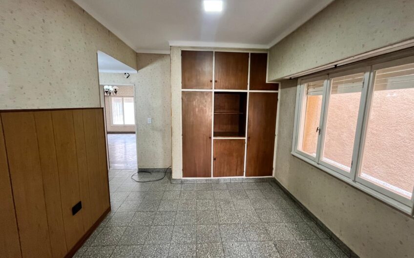 Alquiler Casa 3 Dorm Centro Oeste Neuquén – Apto Uso Profesional
