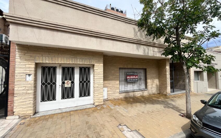 Alquiler Casa 3 Dorm Centro Oeste Neuquén – Apto Uso Profesional